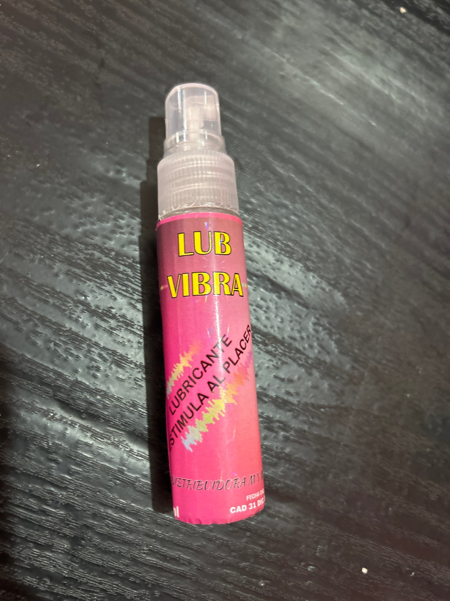 Lubricante con vibración